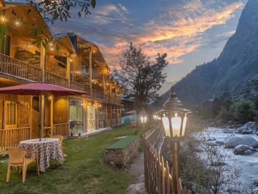 TIRTHAN VALLEY